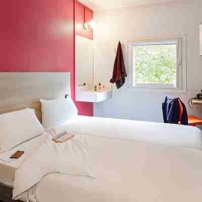 hôtelF1 Le Mans Nord Rooms
