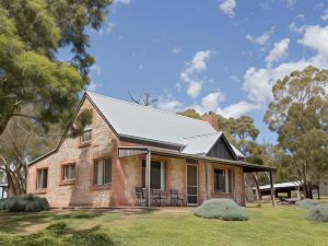 Grampians Pioneer Cottages