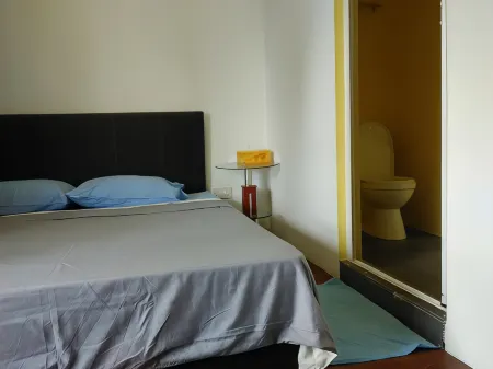 Moon Eleven Hostel Near KLIA & KLIA2