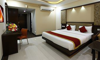 Green Embassy Hotel - Housity