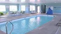 Holiday Inn Express & Suites Plainview