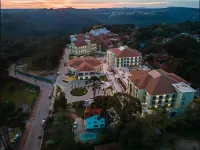 Buona Vitta Gramado Resort & Spa by Gramado Parks Hotels near Fragram Fragrances and Perfumes Ltda Lawn