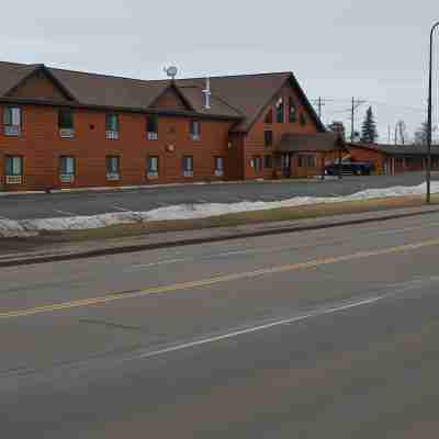 Econo Lodge Hotel Exterior