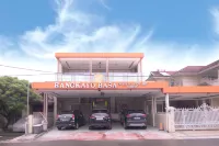 Rangkayo Basa GuestHouse Syariah  호텔