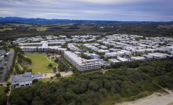 Luxury Apartments on Bells Boulevard