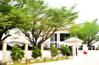 De Brit Hotel