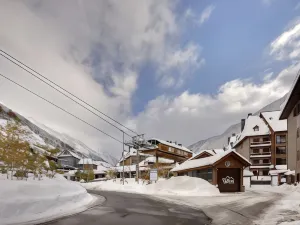 Hotel Val de Neu G.L.