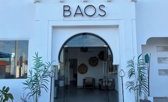 Baos Hotel & Restaurant