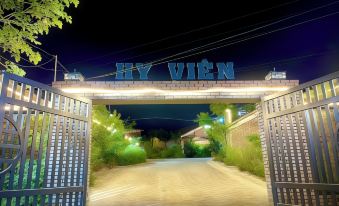 Hy Vien Boutique and Garden