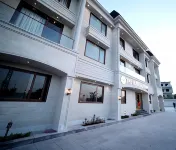 The Imperial Prime Clarks Inn Suites Hotels near Nehru Bal Park