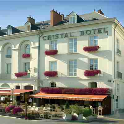 LOGIS Cristal Hôtel Restaurant Hotel Exterior