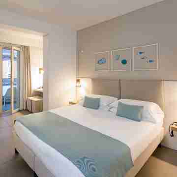 Albatros Beach Hotel Rooms