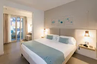 Albatros Beach Hotel Hotels in Mazzeo