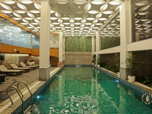 Hotel Oil Field