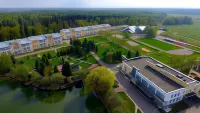 Tropicana Park Hotel Hotels near Renus