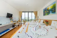 Home Park Hotel Отели рядом с достопримечательностью «Лонг-Бич Перлс»