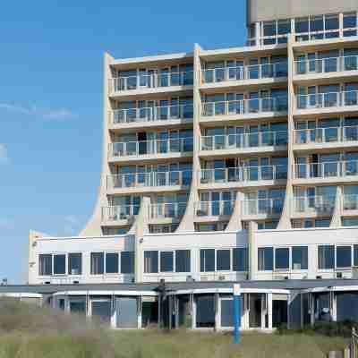 Carlton Beach Hotel Exterior