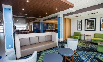 Holiday Inn Express & Suites Rehoboth Beach