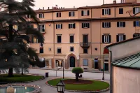 Grand Universe La Residenza Hotels in Province of Lucca