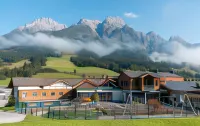 Hotel Riederalm - balcony