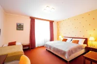 Golf Hotel Austerlitz Hotels in Slavkov und Brna