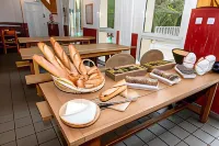 Auberge de Jeunesse HI Nîmes - Nhà nghỉ