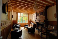 Domaine de Bayeux Hotels in Ellon