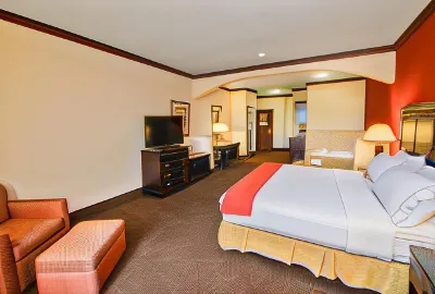 Holiday Inn Express & Suites Terrell