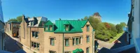 Le Chateau de Pierre Hotels near Old Quebec