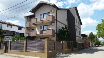 Vila Ozon Отели в г. Ефоріє-Норд