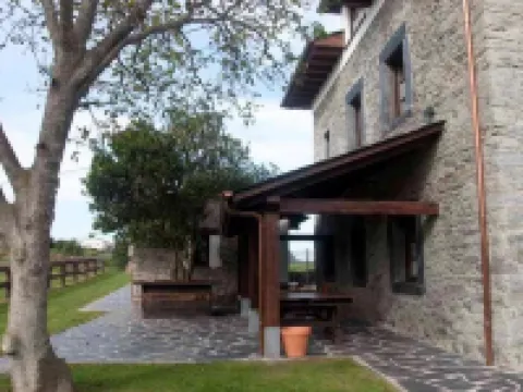 Casa Pacho Apartamentos Rurales Hotels in Comarca Vaqueira