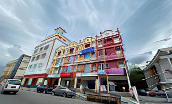 OYO 90486 New Station Hotel