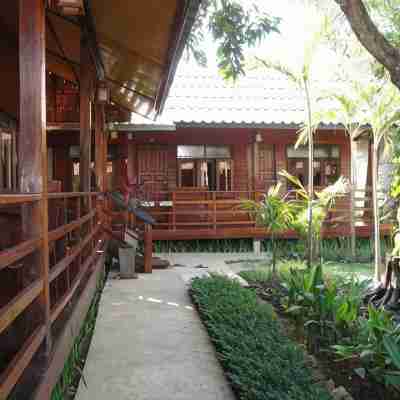 Namkhong Guesthouse and Resort Hotel Exterior