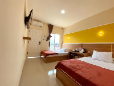 Al-Kiswah Syariah Guest House โรงแรมในบลิตาร์