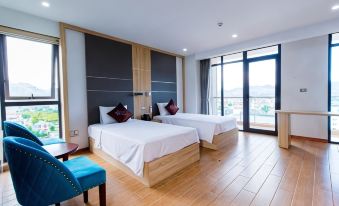 Sakura Hotel