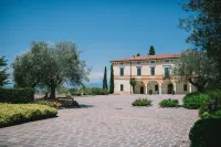 Hotel San Lorenzo Hotels in Cavriana