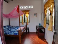 Happy Family Guesthouse - Pool