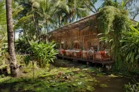 Maison Dalabua Hotels near Alms Giving Ceremony in Luang Prabang