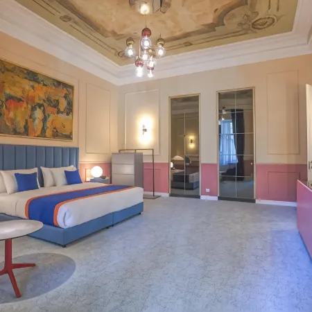 Heritage Hotel and Suites