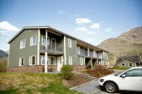 Førde Gjestehus og Camping - 3 ดาว
