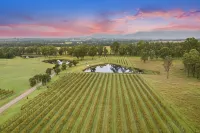 Bracken Ridge Vineyard - The Kingston - Villa 3 فنادق في Belford