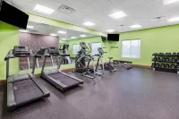 La Quinta Inn & Suites by Wyndham Jackson/Cape Girardeau Hôtels à : Byrd Township