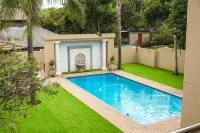 Letsatsing Lodge - Pools