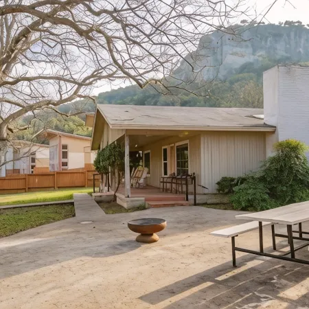Seven Bluff Cabins