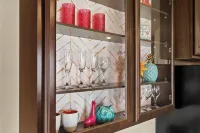 The Colorful Casa: Near AMP/Promenade/Bike Trails