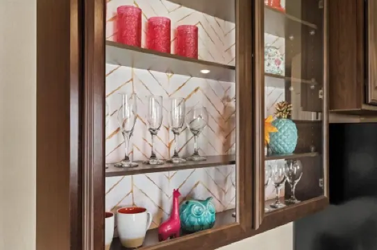 The Colorful Casa: Near AMP/Promenade/Bike Trails