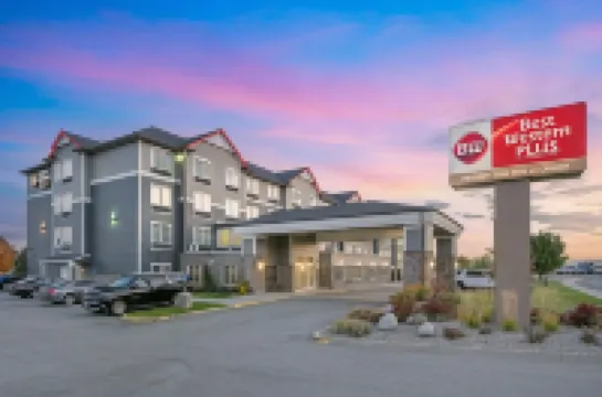 Best Western Plus Peppertree Inn at Omak