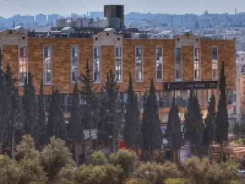 Azmal Hotel & Suites Hotels in Irbid