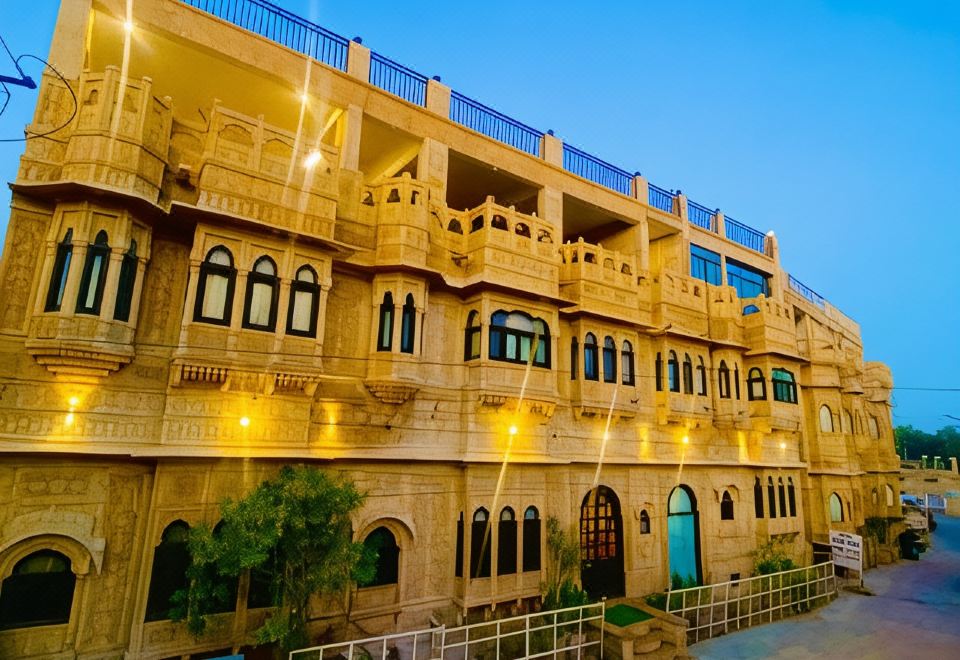 hotel overview picture