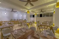 Dhiguveli Maldives Hotels in Nalaguraidhoo